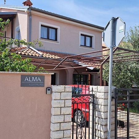 Apartmani Alma Pula Buitenkant foto