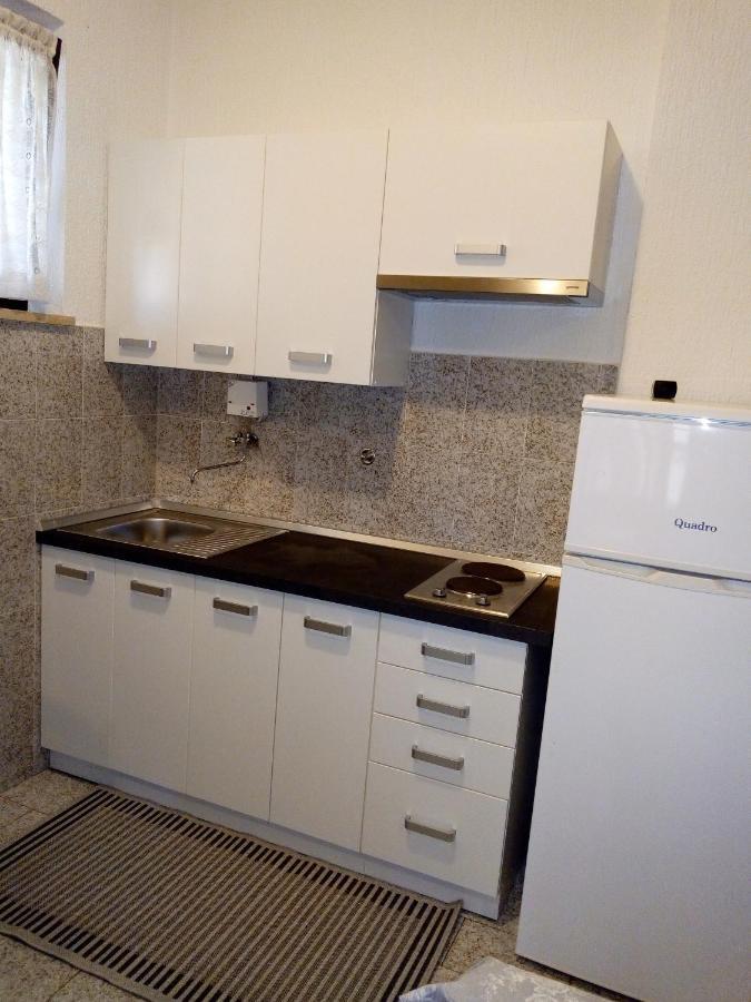 Apartmani Alma Pula Buitenkant foto