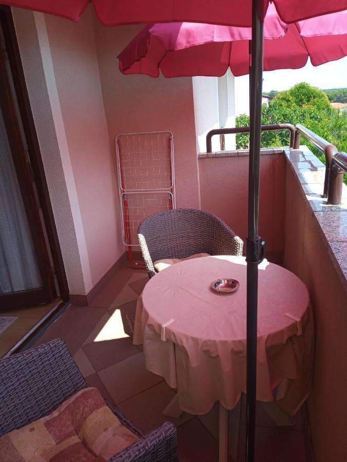 Apartmani Alma Pula Buitenkant foto