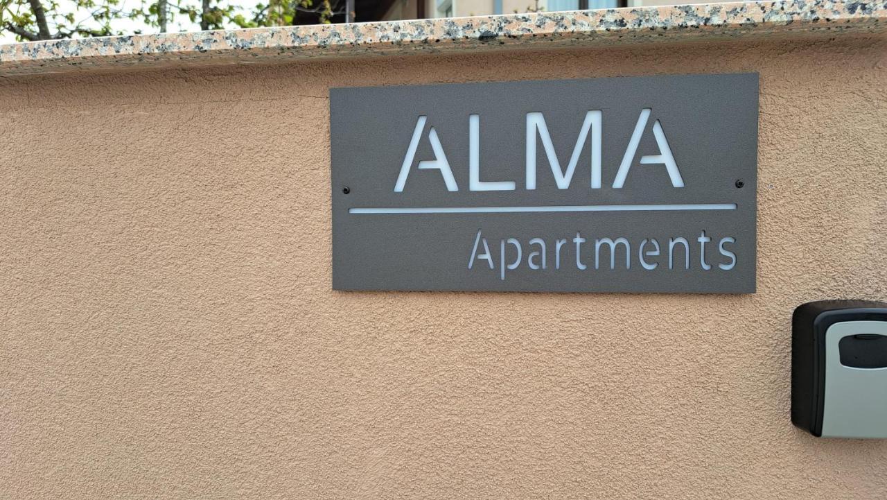 Apartmani Alma Pula Buitenkant foto