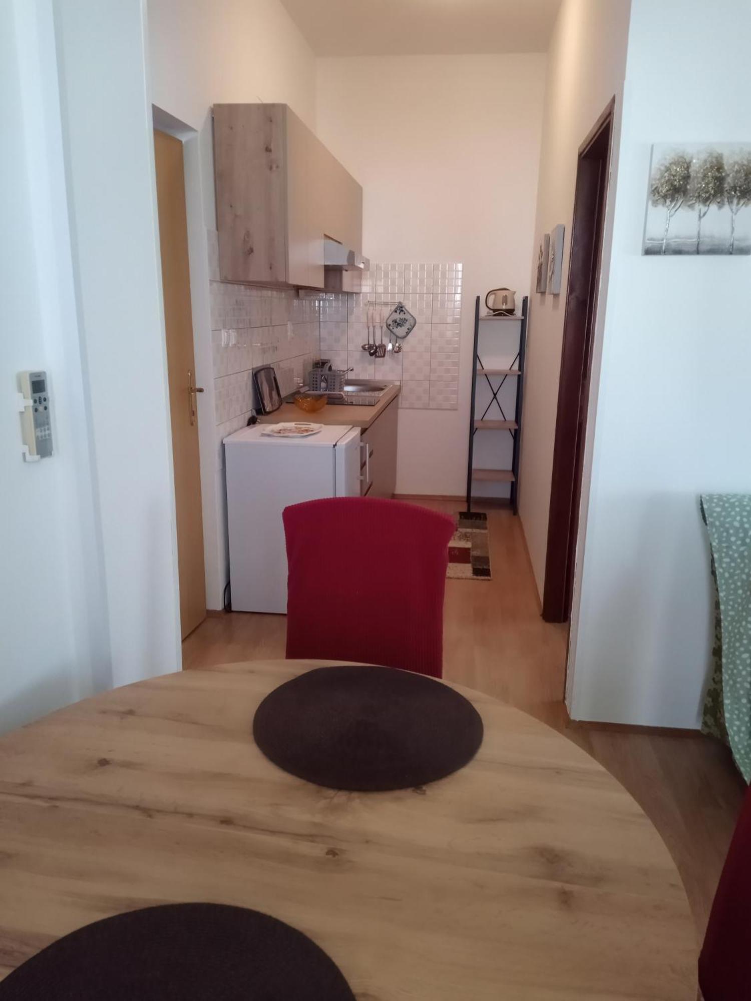 Apartmani Alma Pula Buitenkant foto