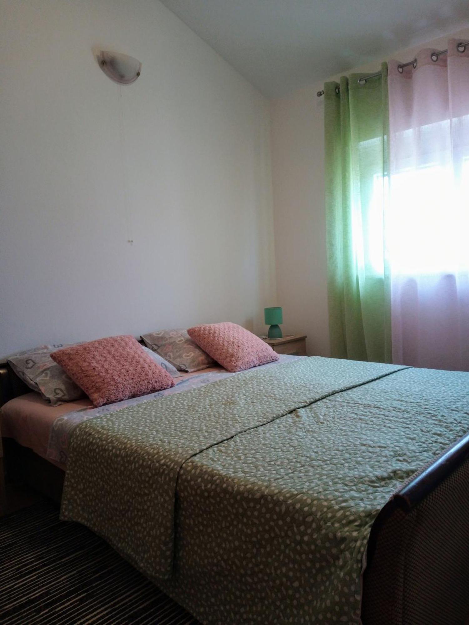 Apartmani Alma Pula Buitenkant foto