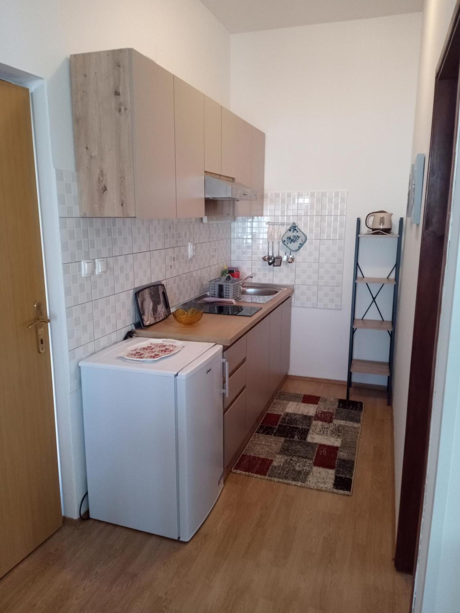 Apartmani Alma Pula Buitenkant foto