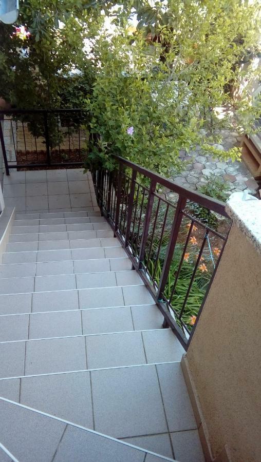 Apartmani Alma Pula Buitenkant foto